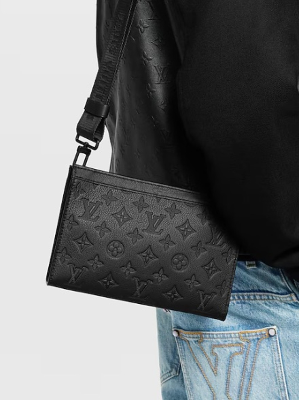 Louis Vuitton Gaston Monogram Shadow Black bag - Picture 6 of 17